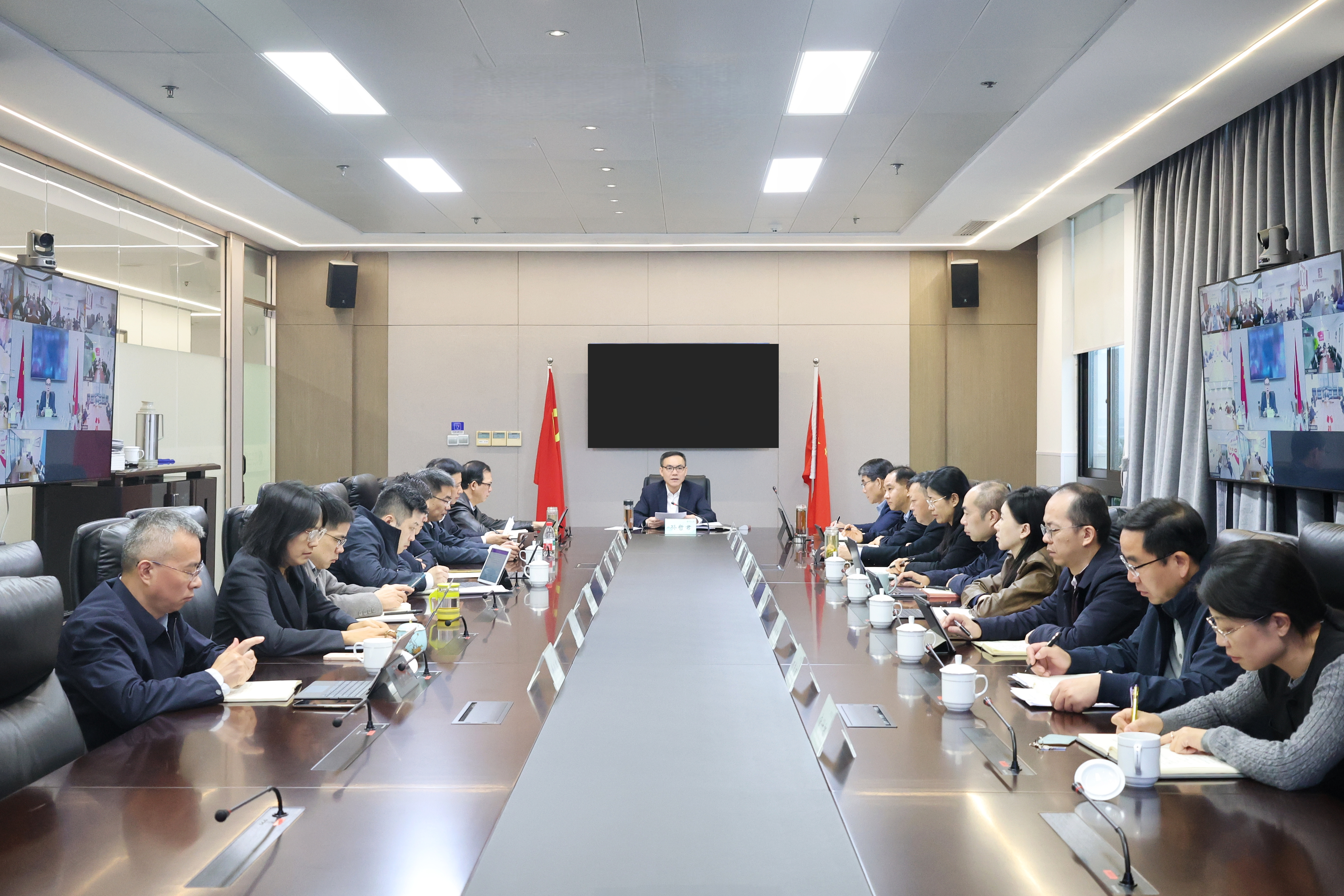 省二輕集團(tuán)召開黨委（擴(kuò)大）會議傳達(dá)學(xué)習(xí)省委十五屆八次全體會議精神