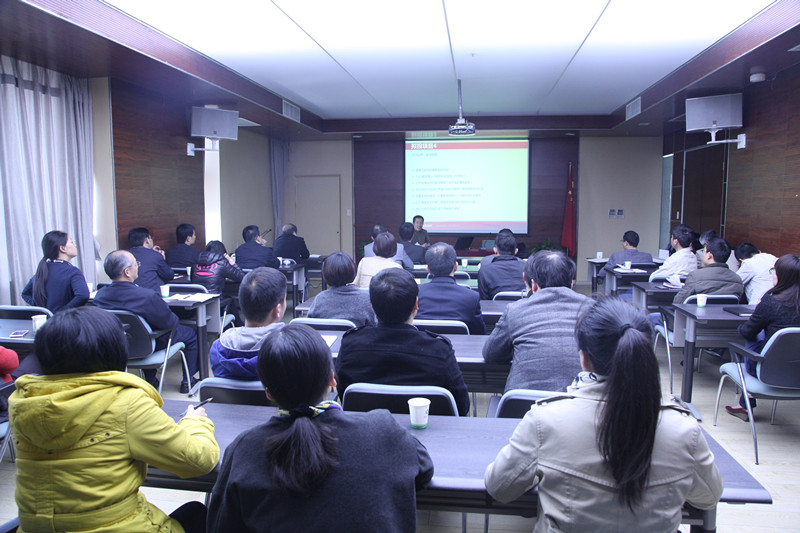 集團公司邀請浙商創(chuàng)投執(zhí)行總裁劉冬秋先生作互聯(lián)網+專題報告