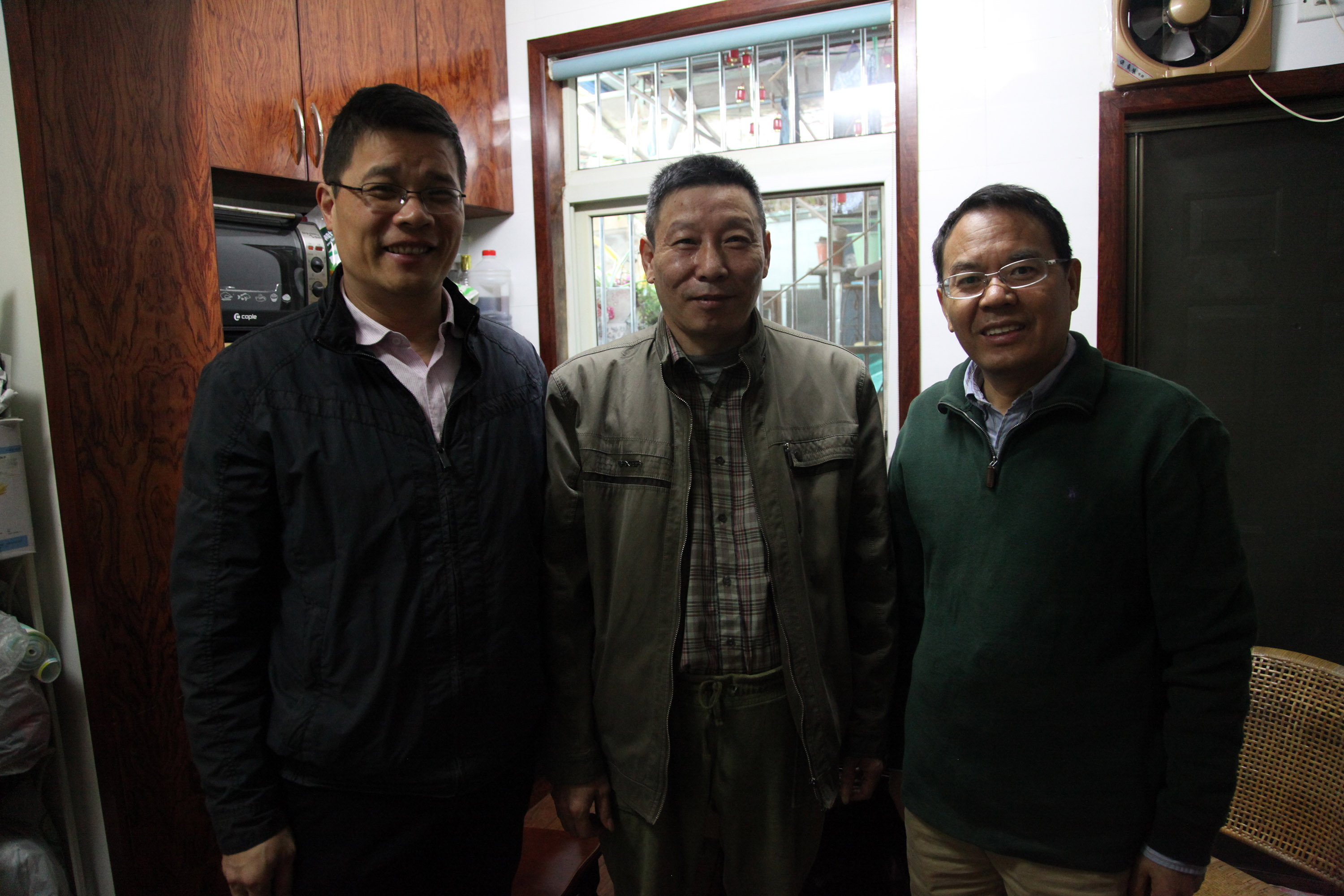 集團(tuán)副總經(jīng)理、黨委委員徐旭陽(yáng)慰問(wèn)困難黨員