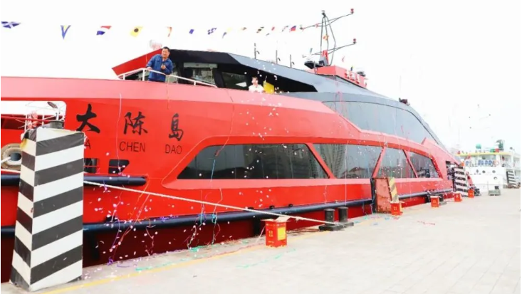 “大陳島”號(hào)豪華客輪抵達(dá)椒江，省二輕集團(tuán)國(guó)瑞科技公司配套全船套電氣設(shè)備